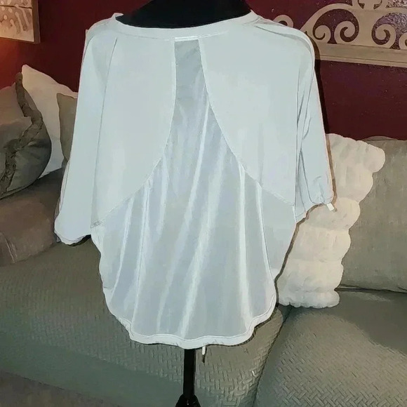 Zella Athletic Loose Crop - Picture 2 of 4